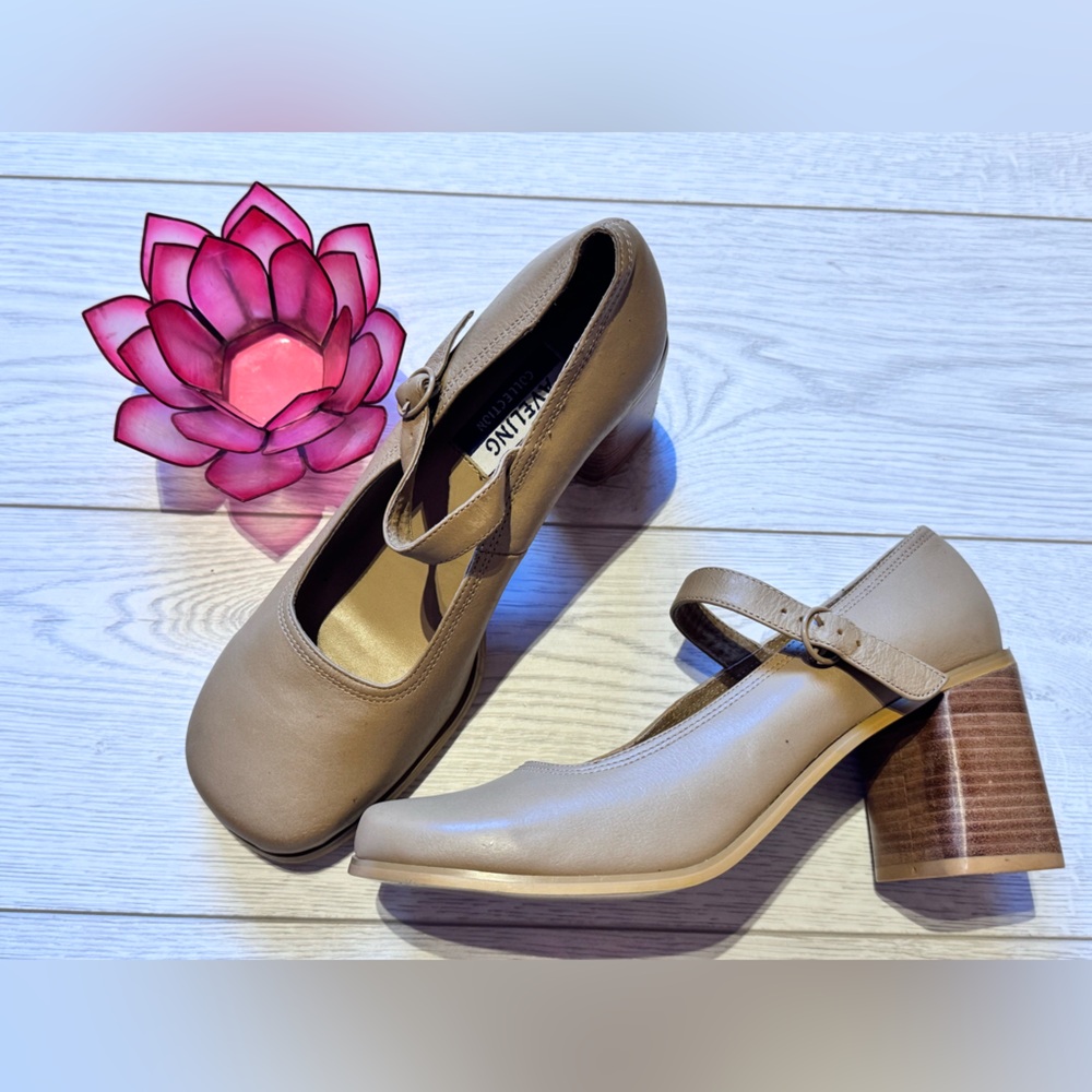 Aveling Collection Heels - Size 7